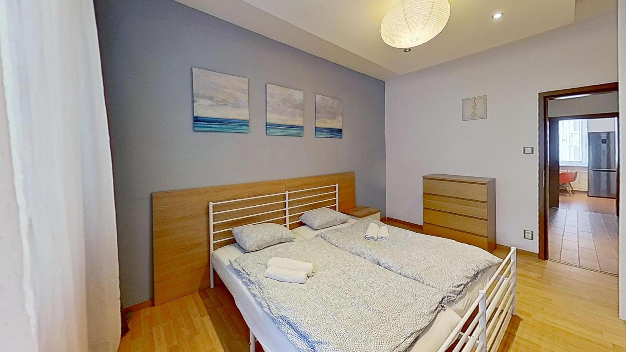 2Br Apt With Free Garage Parking, Close To The Historic Centre ブラチスラヴァ エクステリア 写真